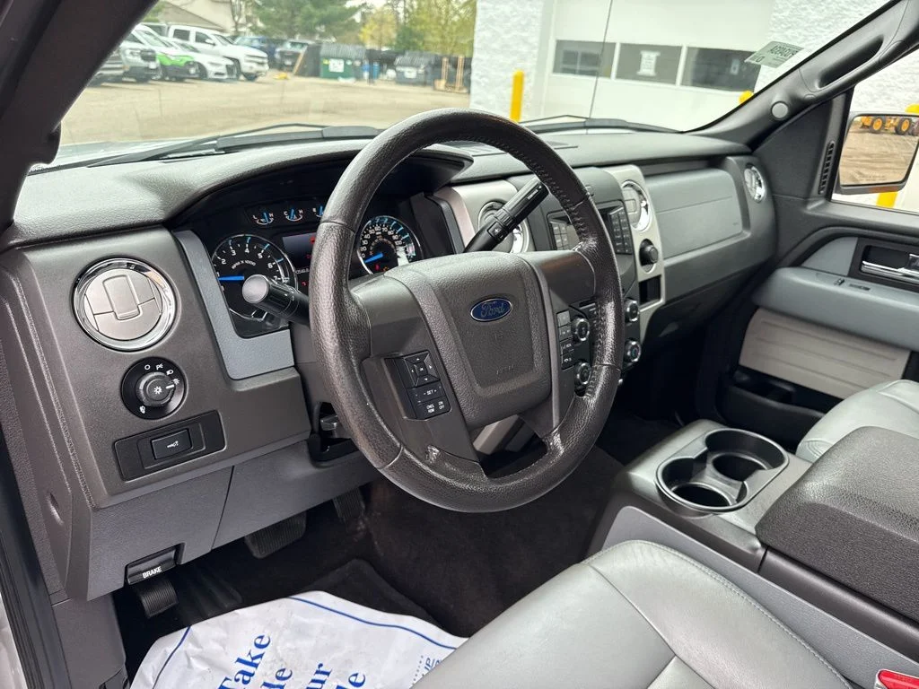 Used 2014 Ingot Silver Metallic Ford XLT image 15