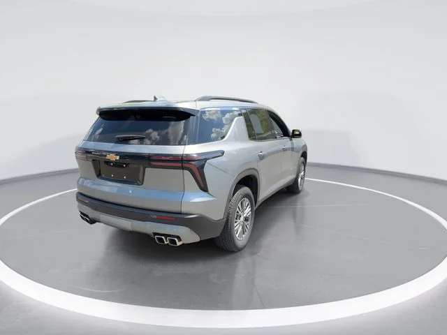 Used 2024 Gray Chevrolet LT image 8