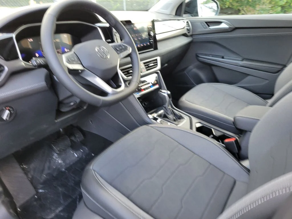 Used 2026 Black Volkswagen 1.5T SE Black image 11