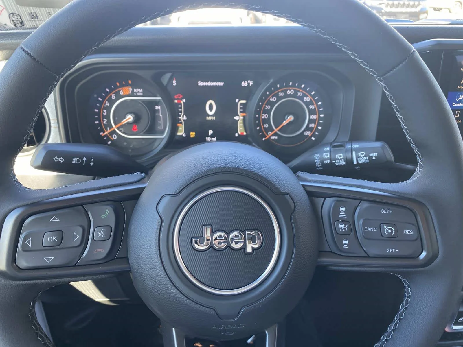 New 2026 Bright White Clear-Coat Exterior Paint Jeep Sport S image 12