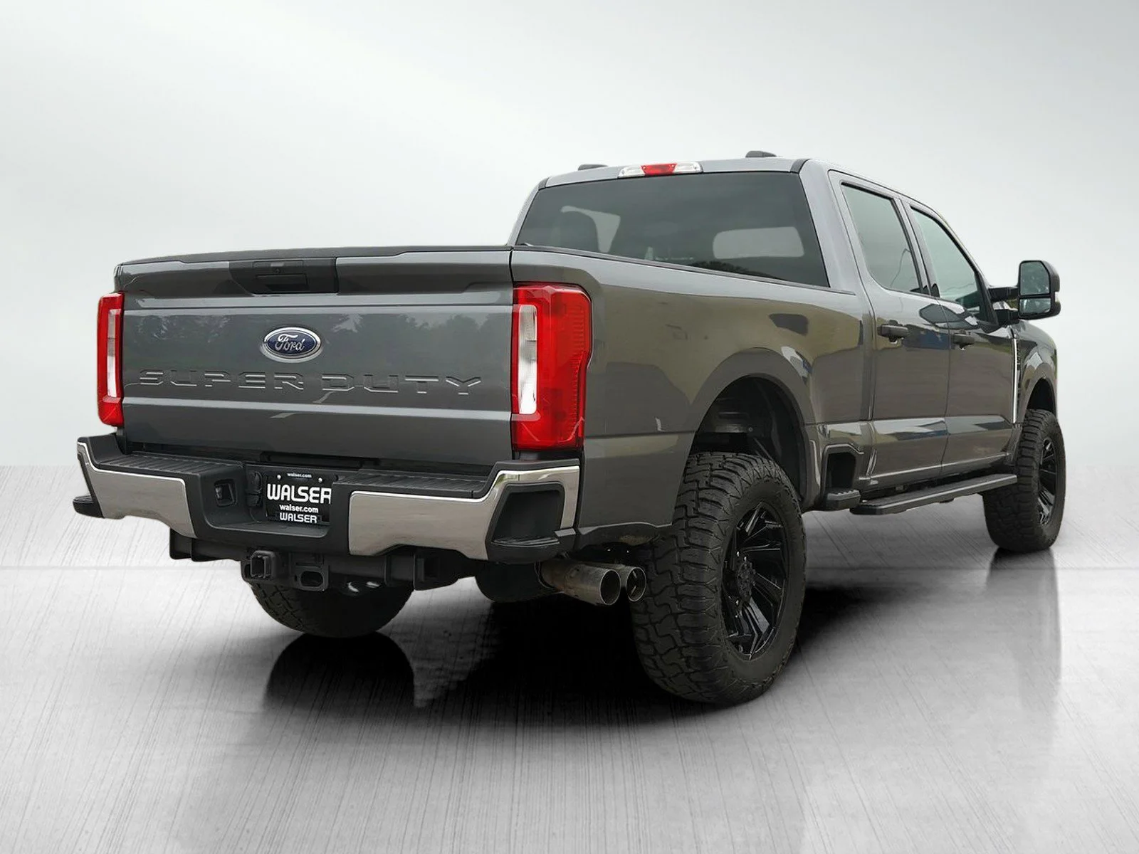 Used 2024 Carbonized Gray Metallic Ford XLT image 6