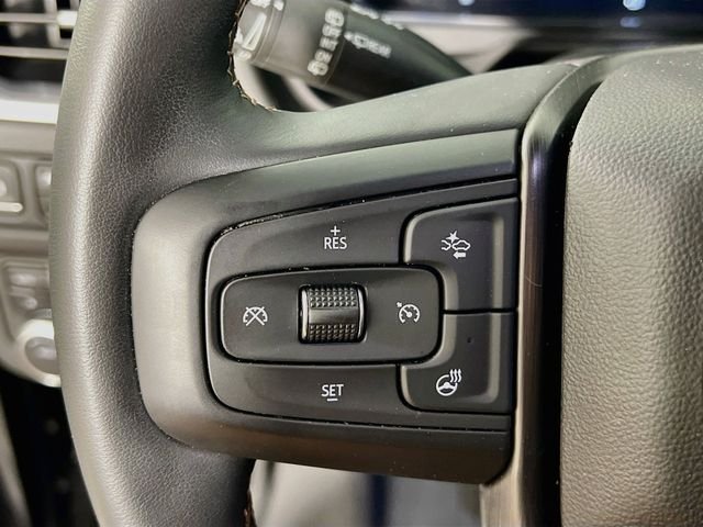 2023 GMC Yukon AT4 - Photo 13