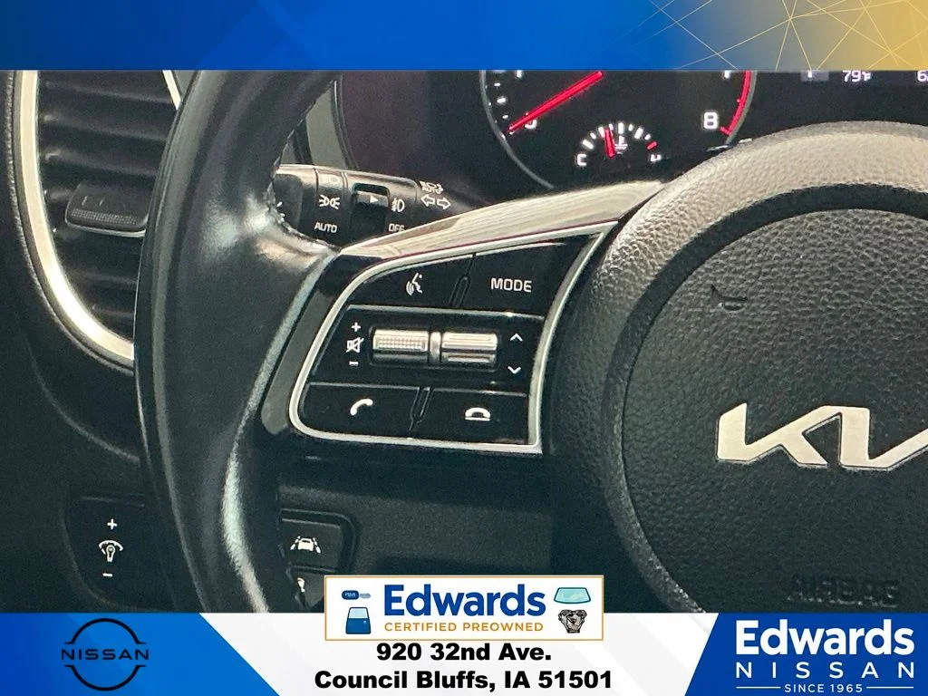 Used 2022 Blue Kia EX image 16