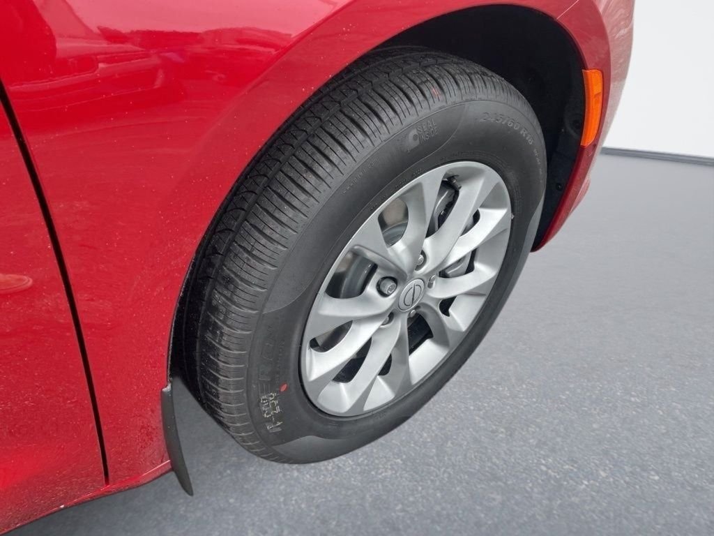 New 2026 Red Hot Pearl-Coat Exterior Paint Chrysler Select image 12