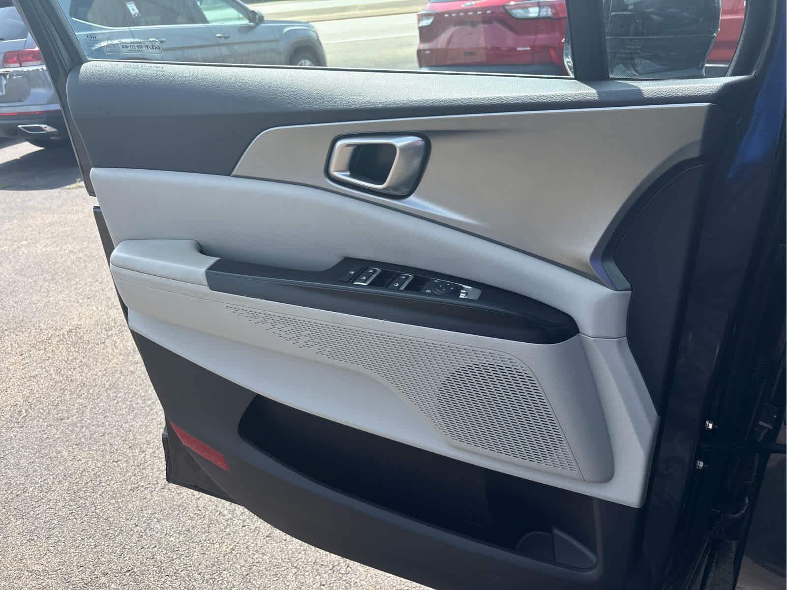 Used 2024 Panthera Metal Kia LX image 16