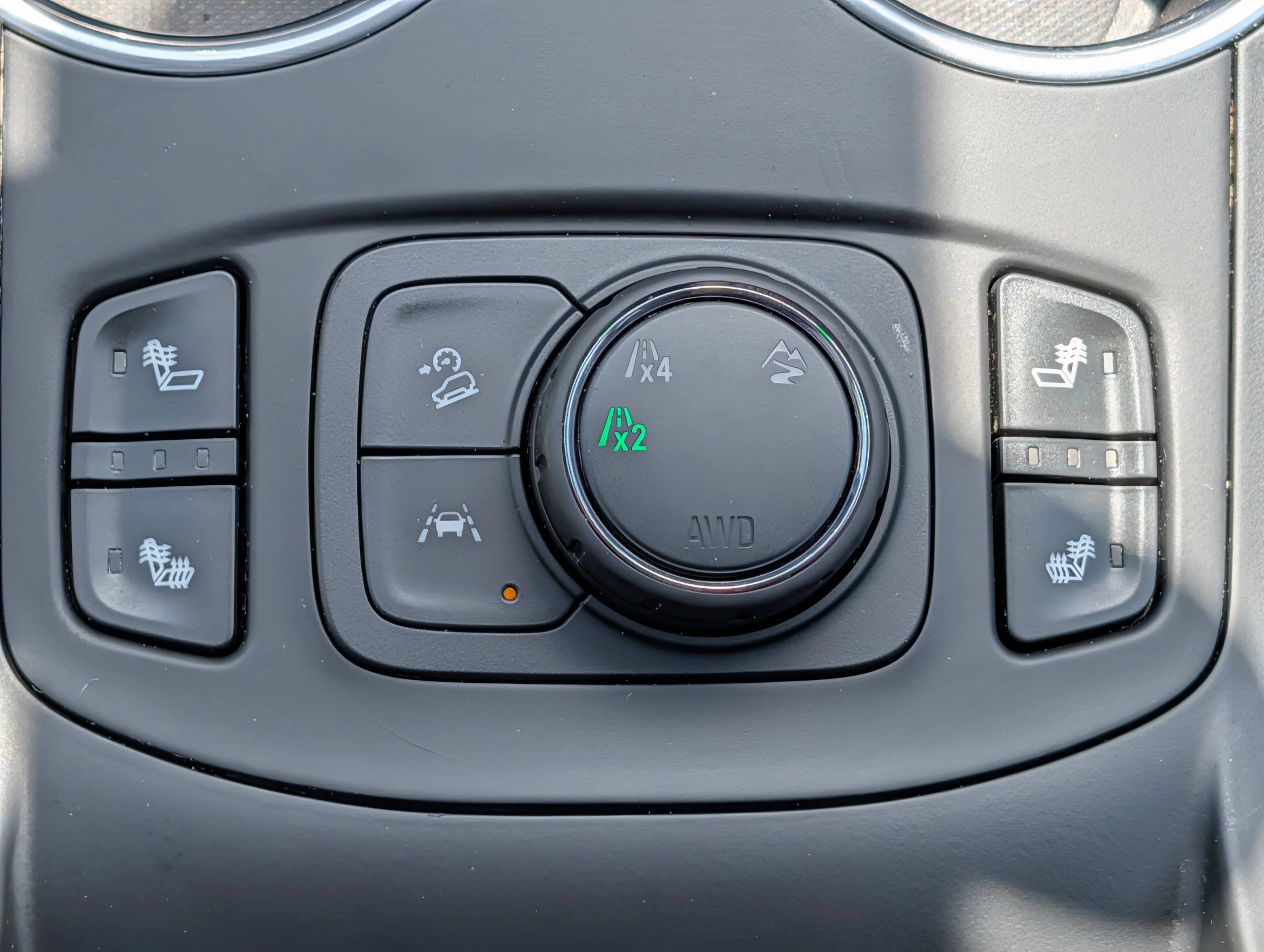 Used 2021 Satin Steel Metallic GMC SLE image 30