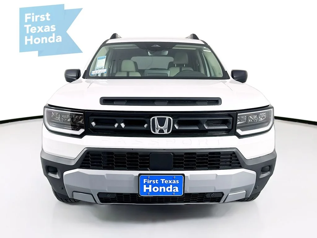 New 2026 Platinum White Pearl Honda RTL Towing image 3