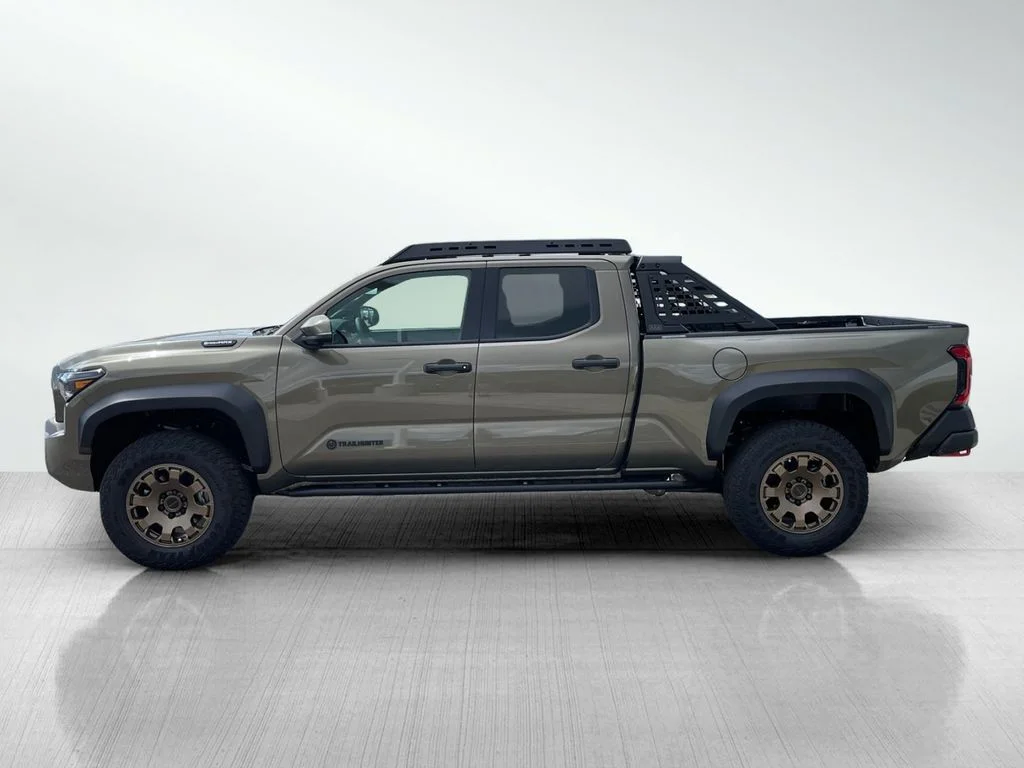 New 2026 Bronze Oxide Toyota Trailhunter Hybrid image 6