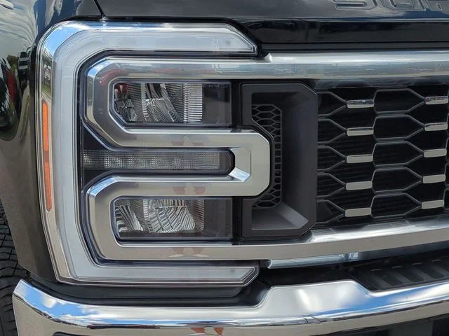 New 2026 Agate Black Metallic Ford F-350® Lariat® image 10