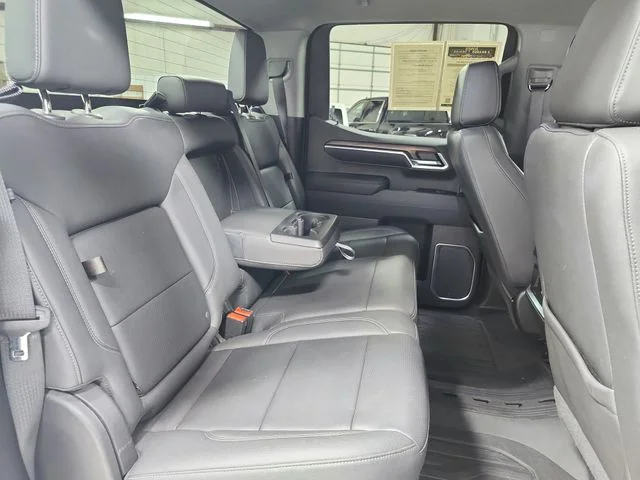 Used 2023 White GMC SLT image 44