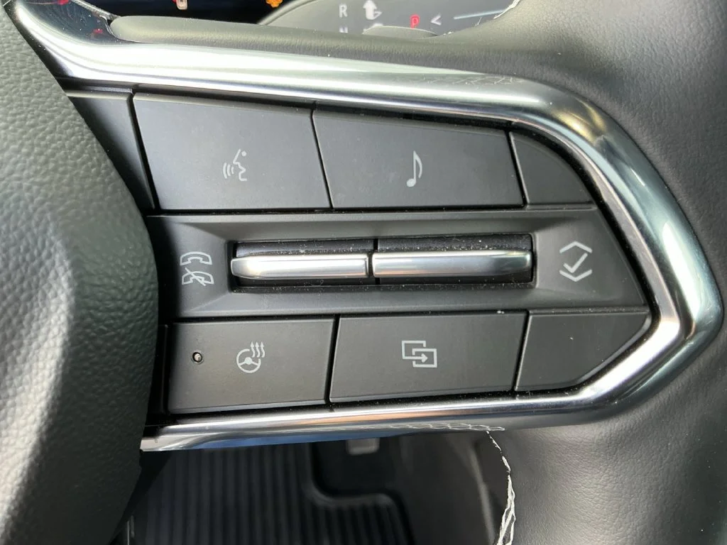 Used 2026 Sterling Gray Metallic Chevrolet Z71 image 25