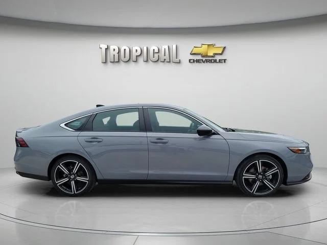 Used 2024 Gray Honda Sport image 6