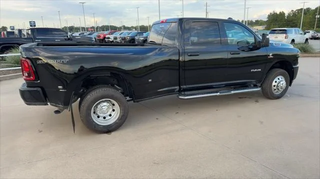 New 2026 Diamond Black Crystal Pearl-Coat Exterior Paint RAM Big Horn image 8