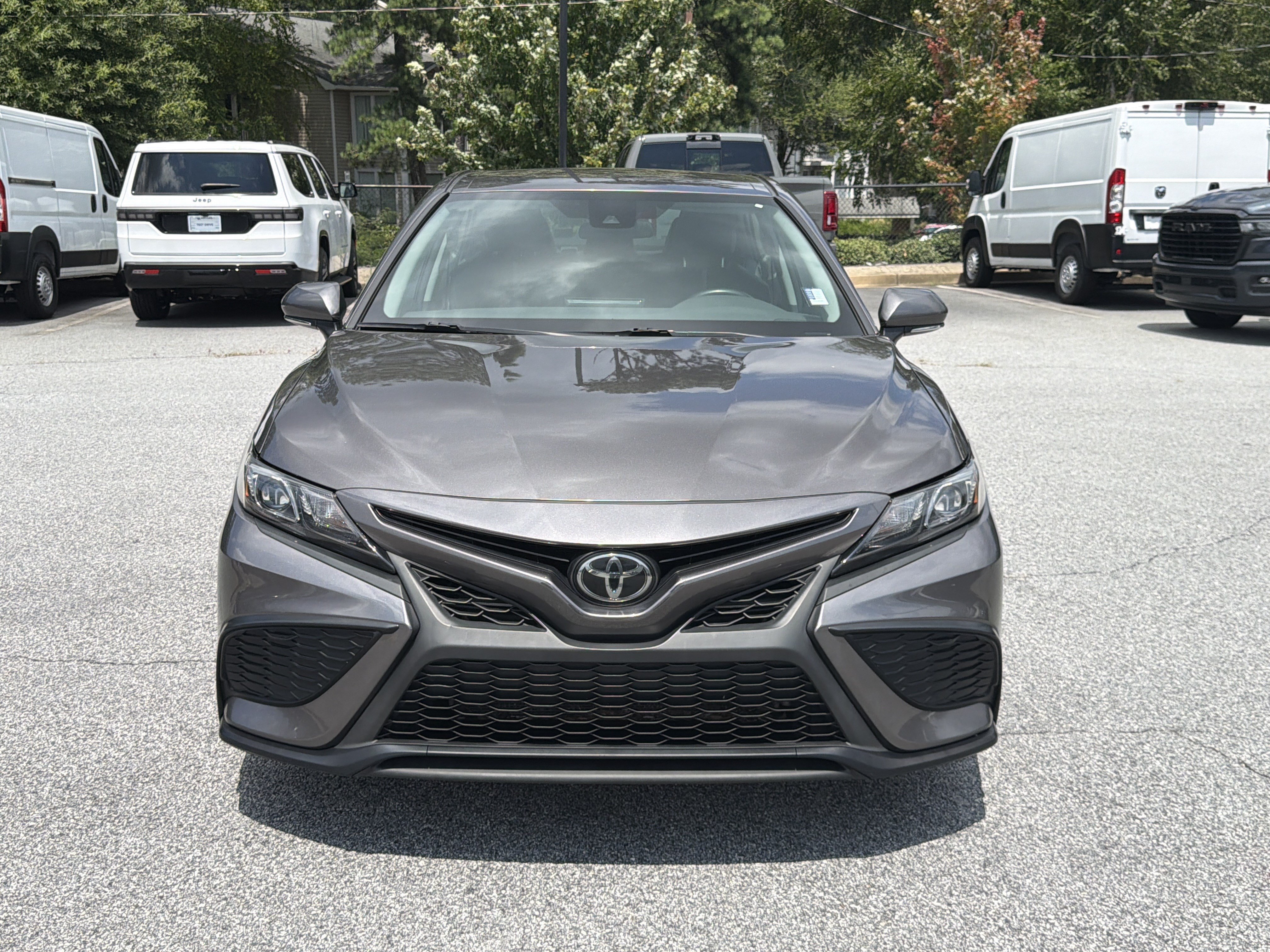 Used 2022 Predawn Gray Mica Toyota SE image 2