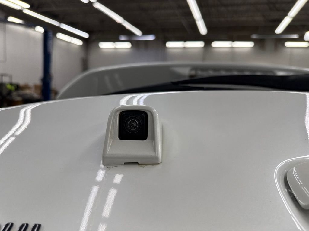 Used 2019 White Mitsubishi LE image 15