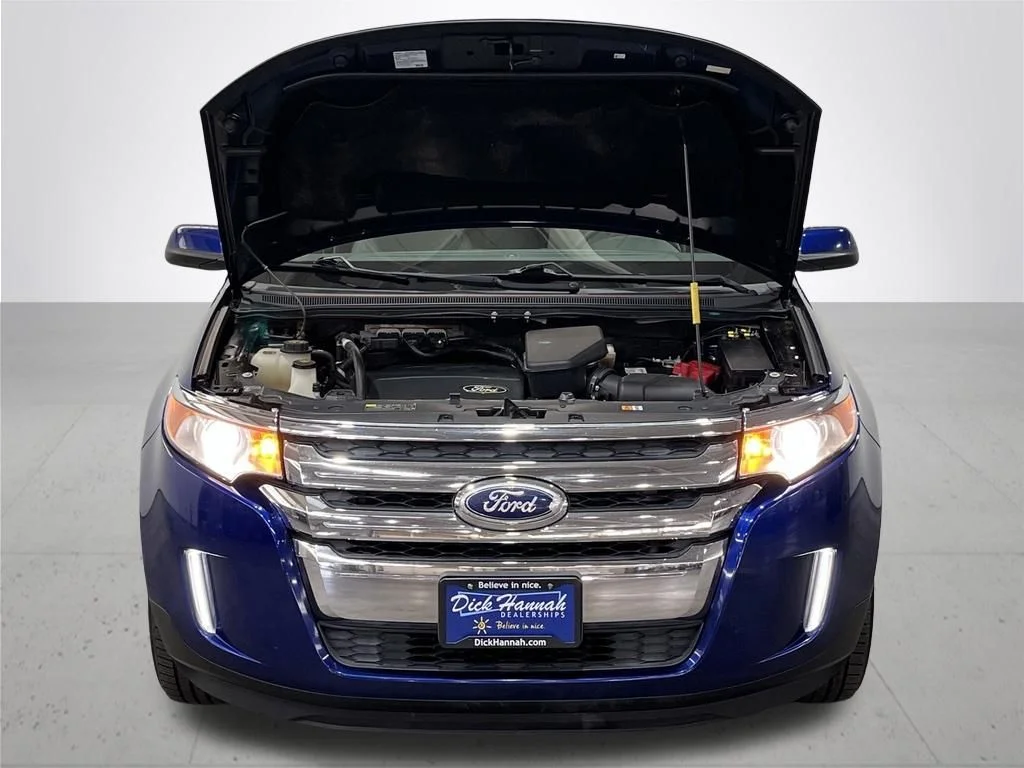 Used 2014 Blue Ford SEL image 5