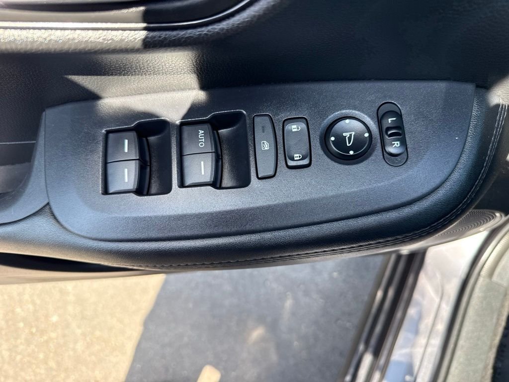 Used 2026 Gray Honda LX image 13