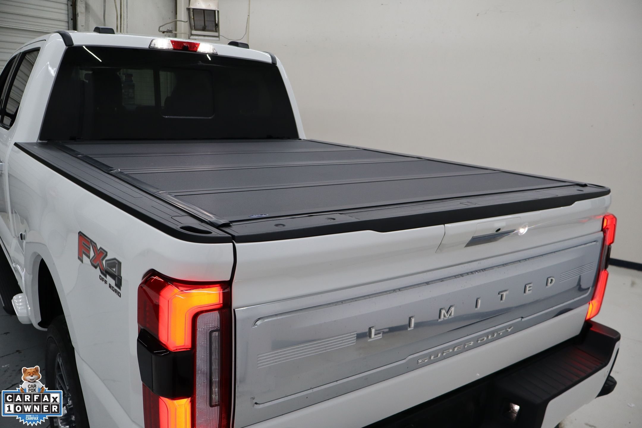 Used 2024 White Ford Limited image 25