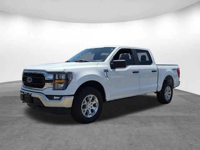Used 2023 Oxford White Ford XLT image 7