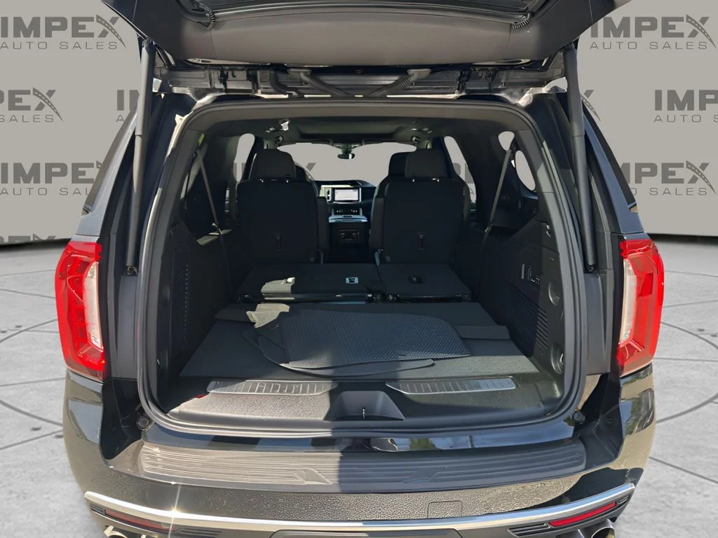 Used 2021 Black GMC Denali image 30