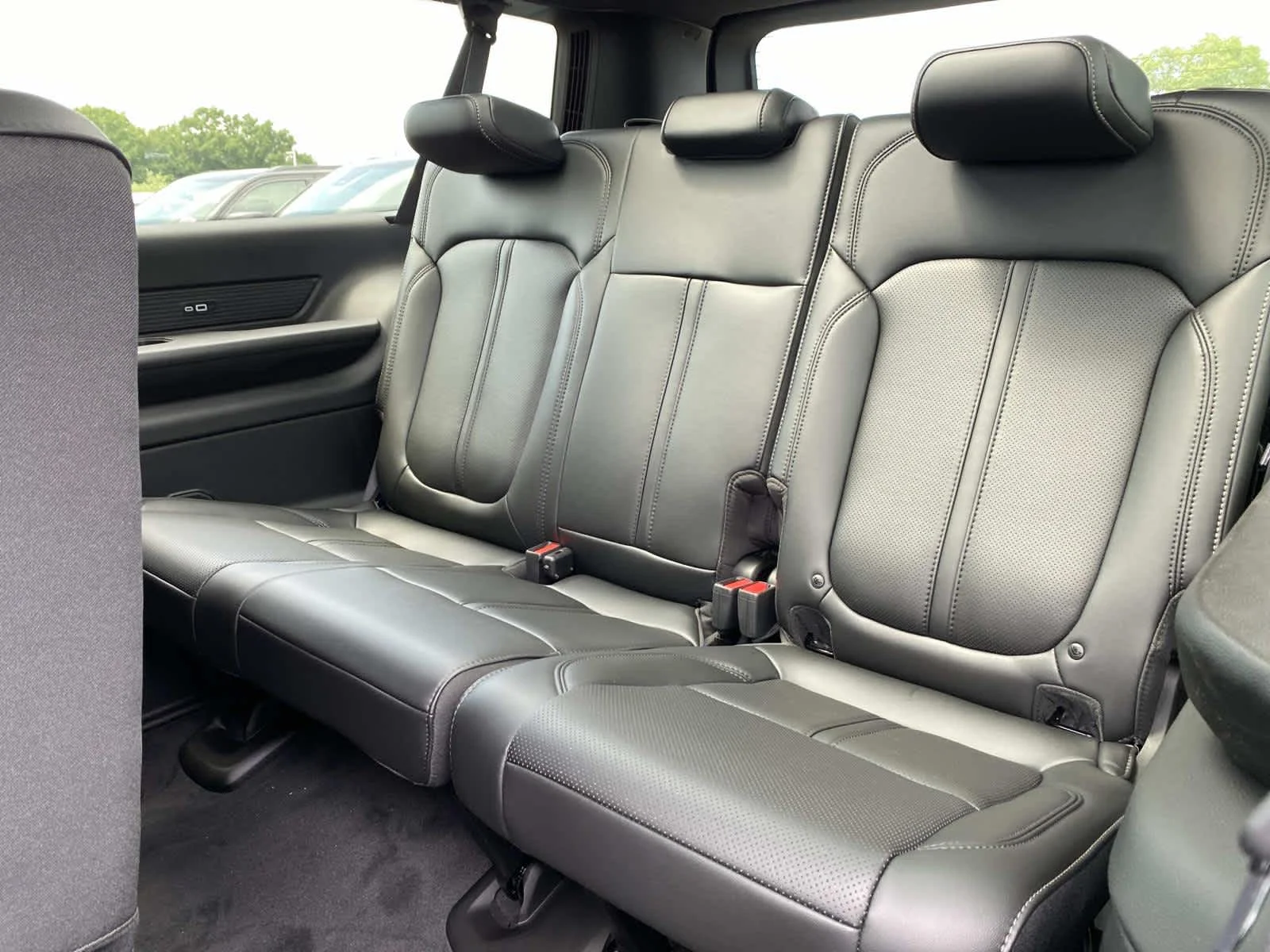New 2026 Bright White Clearcoat Jeep  image 9