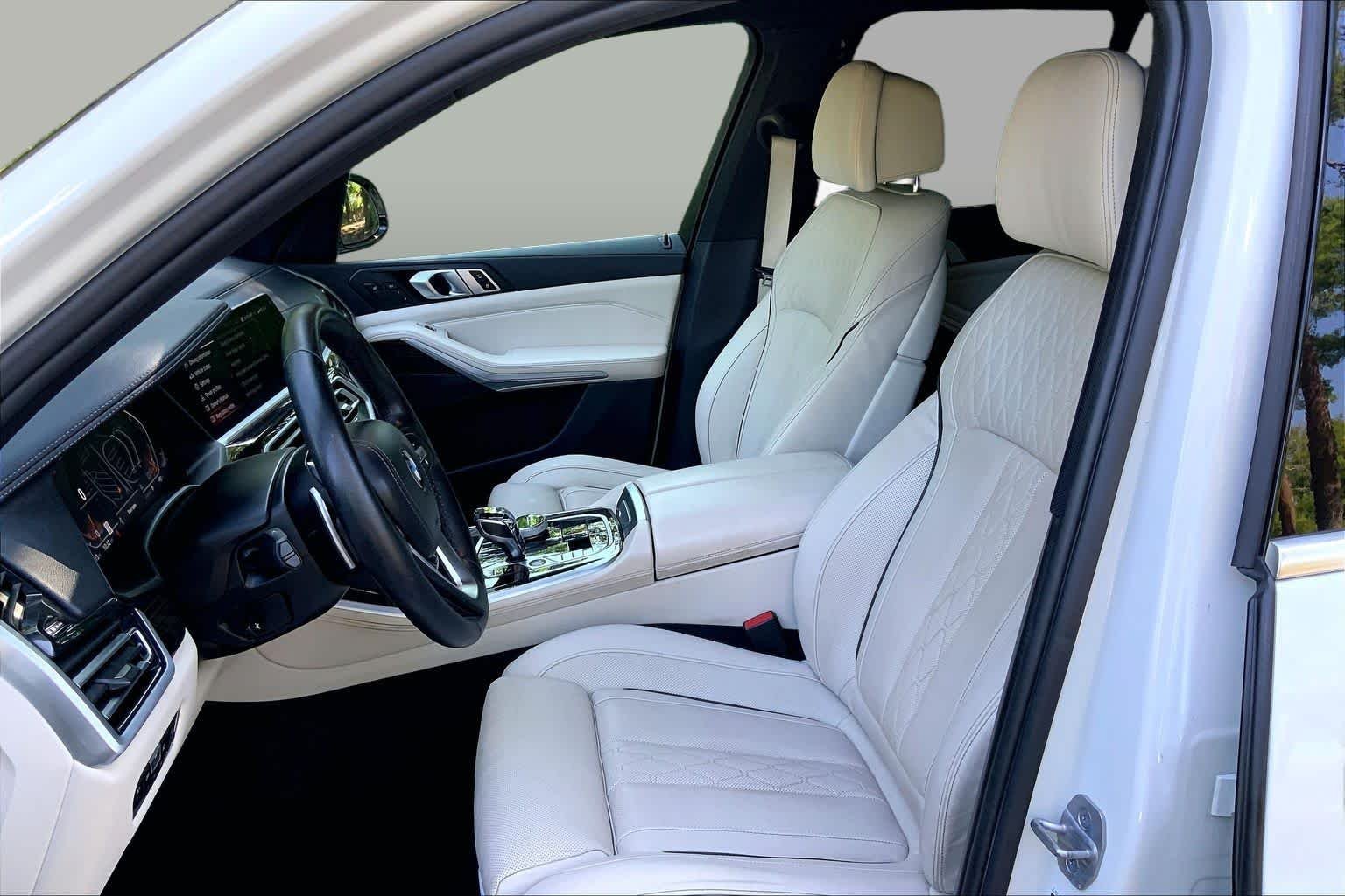 Used 2021 Alpine White BMW xDrive40i image 8