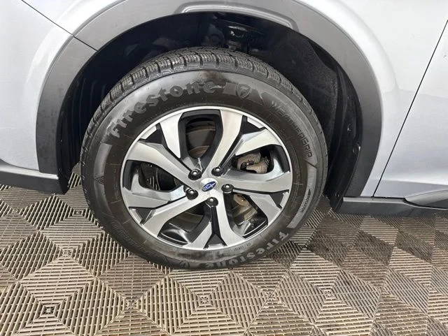 Used 2022 Silver Subaru Limited image 26