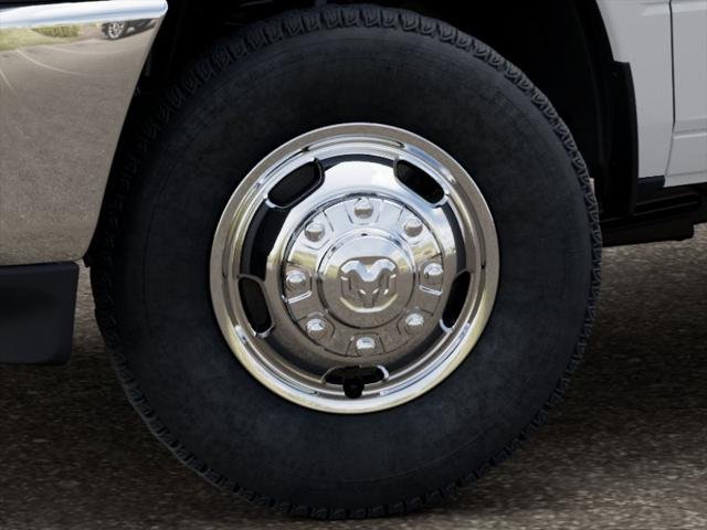 New 2026 Bright White Clear-Coat Exterior Paint RAM Tradesman image 4