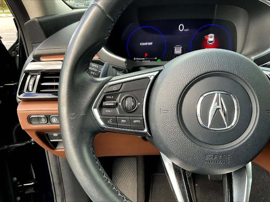 Used 2023 Black Acura Technology image 13