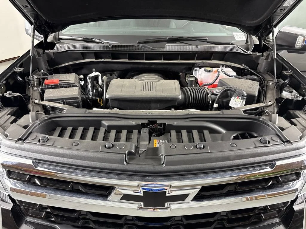 New 2026 Black Chevrolet LT image 45