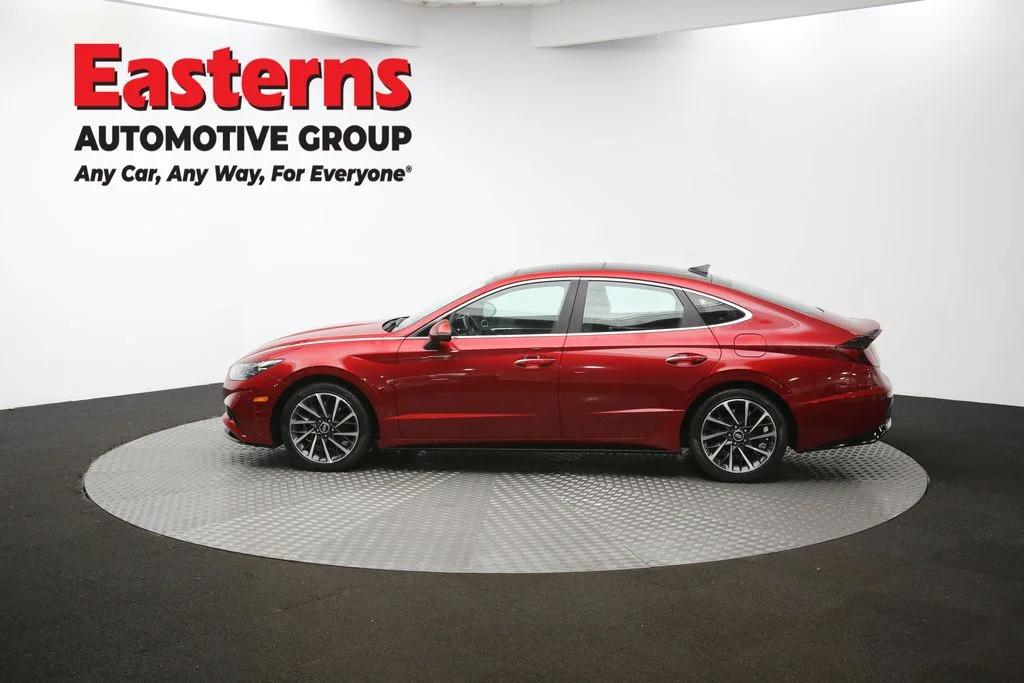 Used 2023 Red Hyundai Limited image 58