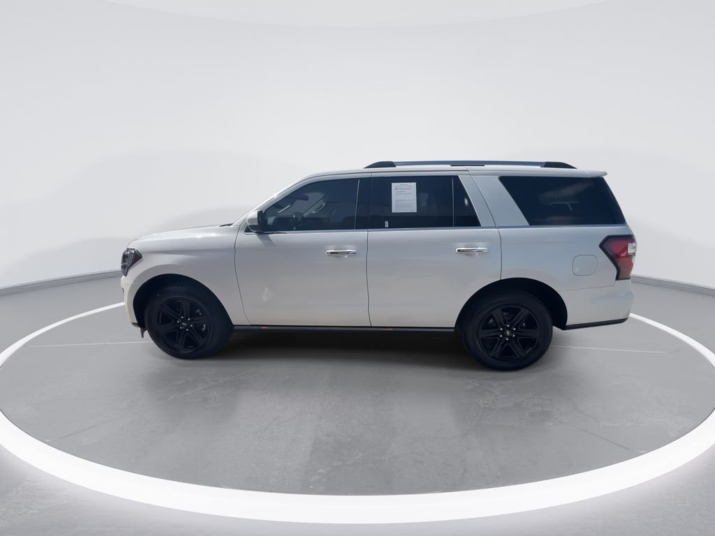 Used 2020 White Ford Limited image 5