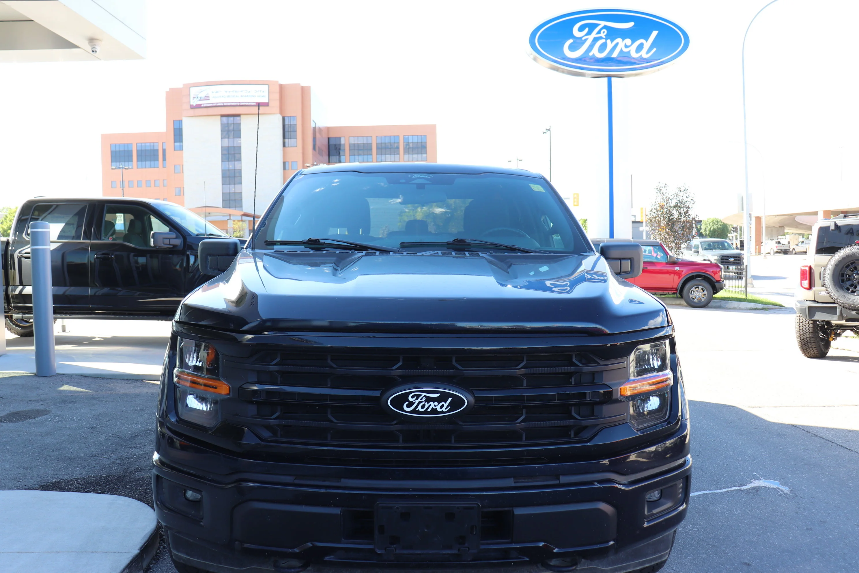 Used 2023 Black Ford XL 4WD SuperCrew 5.5