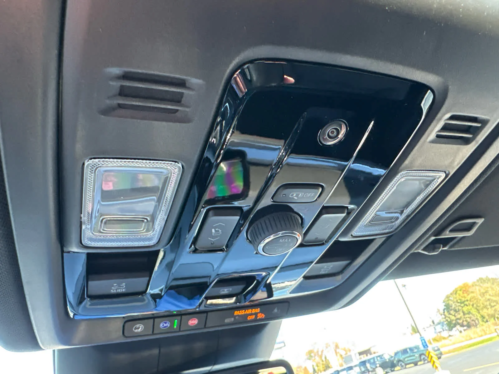 2027 Chevrolet Suburban RST - Photo 30
