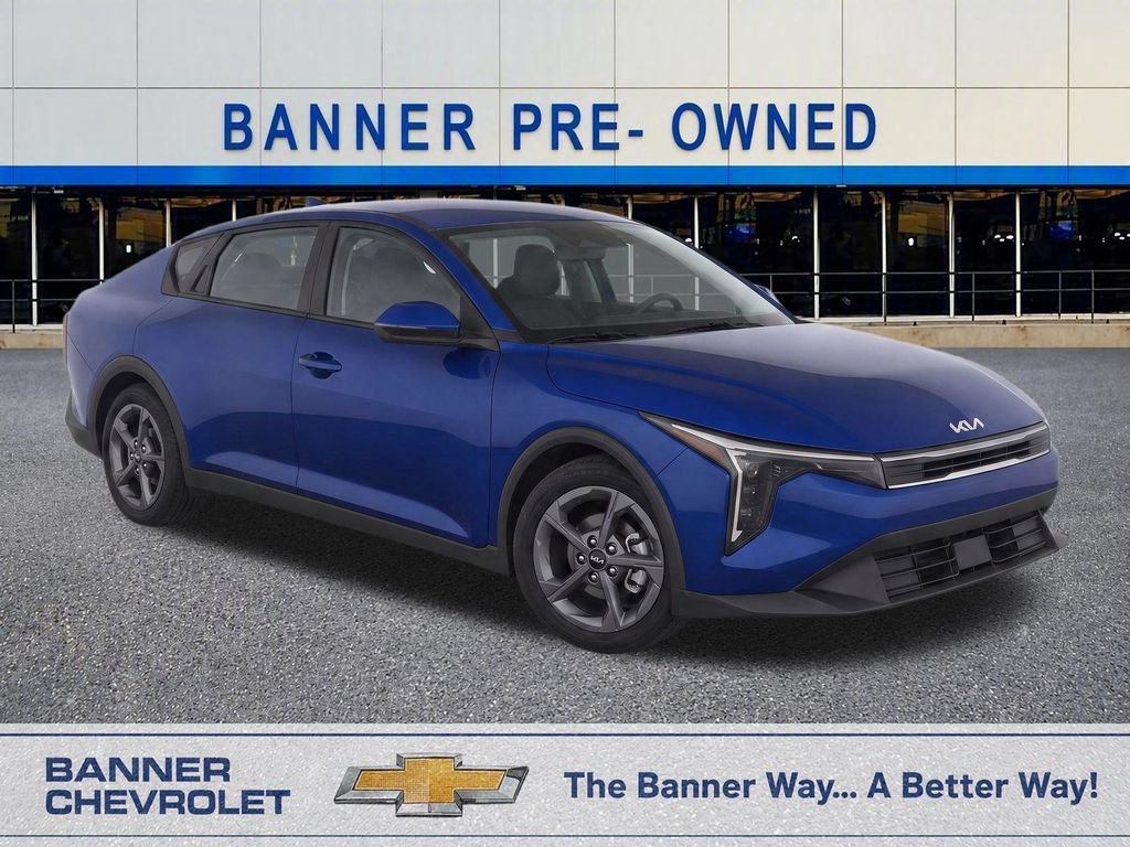 2025 Kia K4 LXS