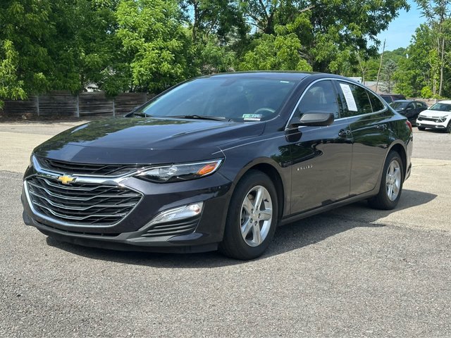 2022 Chevrolet Malibu LS FWD photo