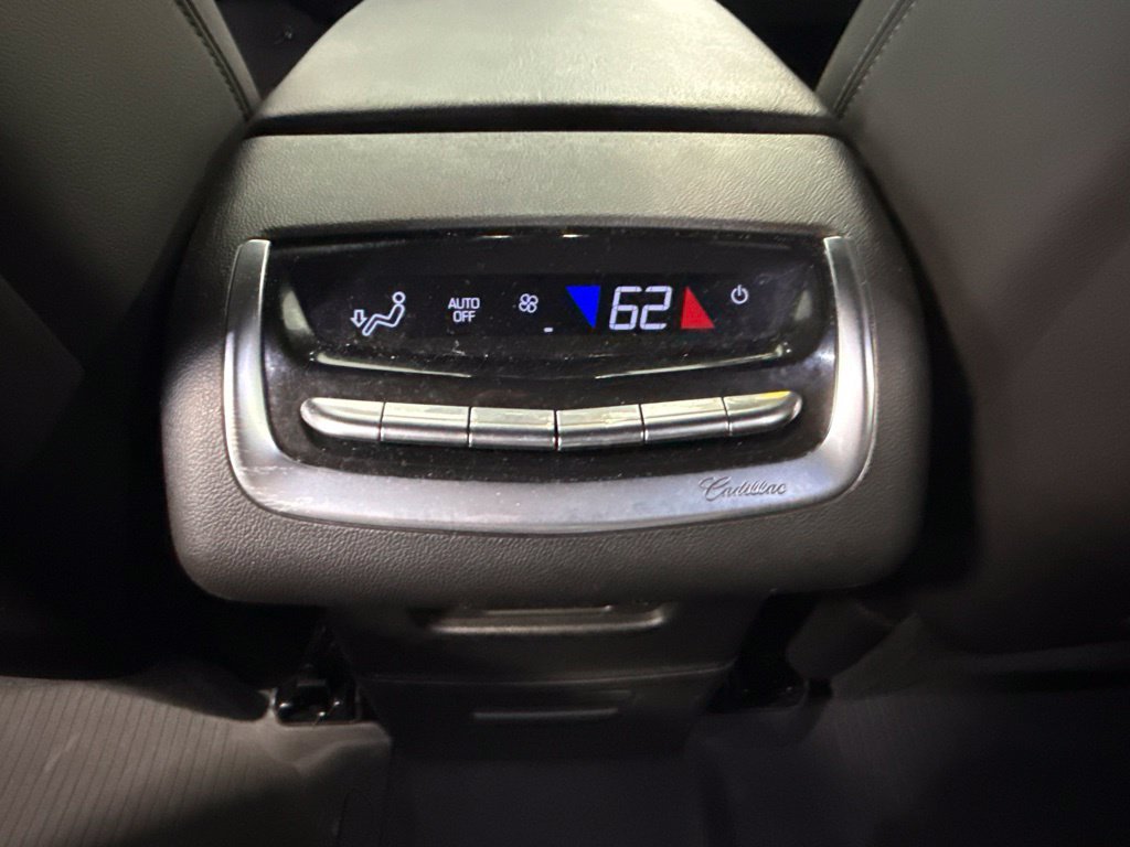 Used 2022 White Cadillac Premium Luxury image 20