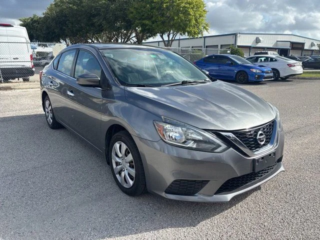 Used 2017 Gray Nissan SV image 3