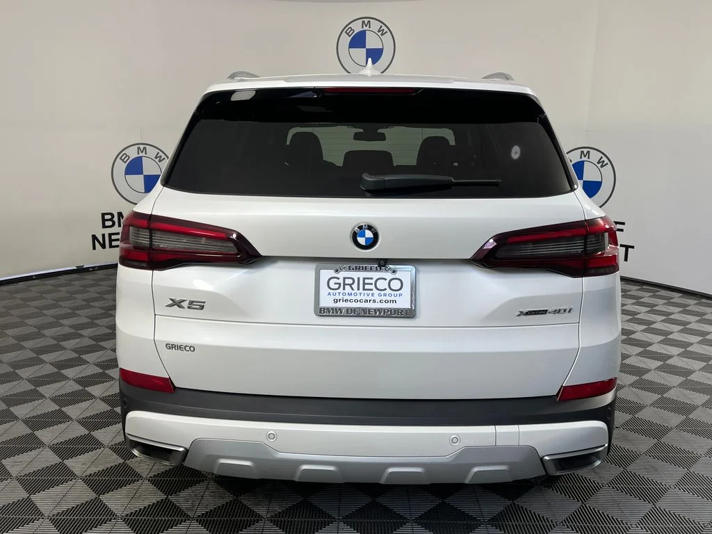 Used 2023 White BMW xDrive40i image 26