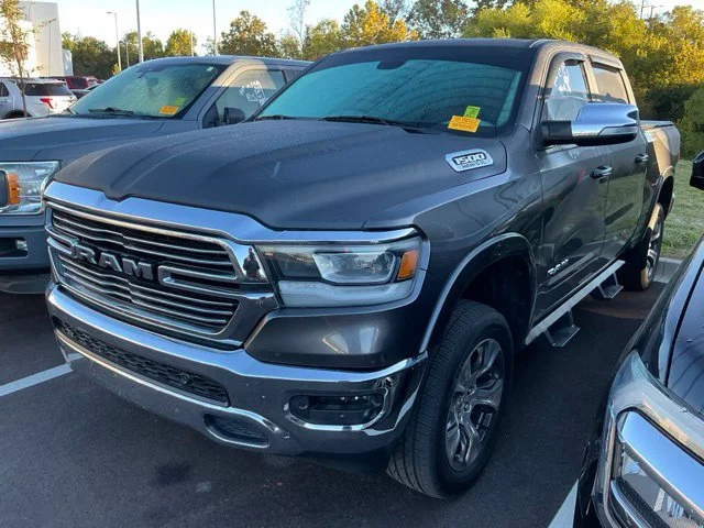 Used 2019 Granite Crystal Clearcoat Metallic Ram Laramie image 3