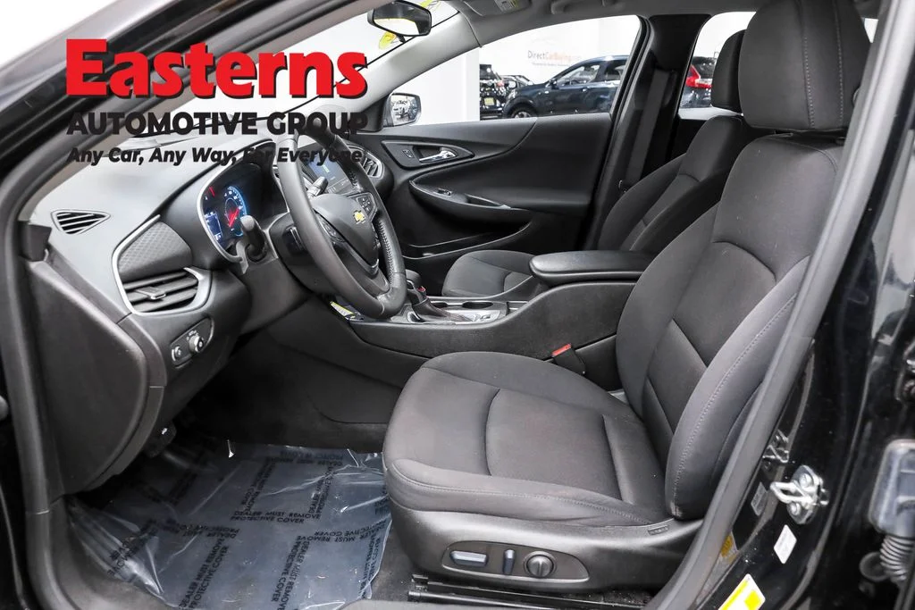 Used 2022 Black Chevrolet RS image 14