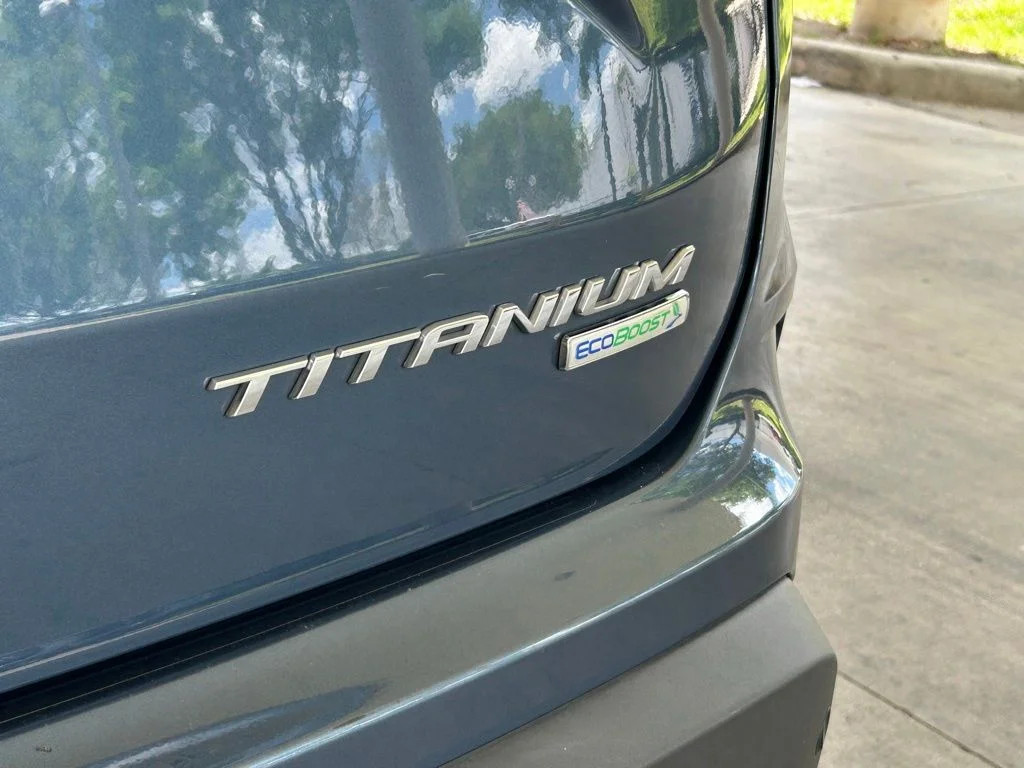 Used 2019 Blue Ford Titanium image 18