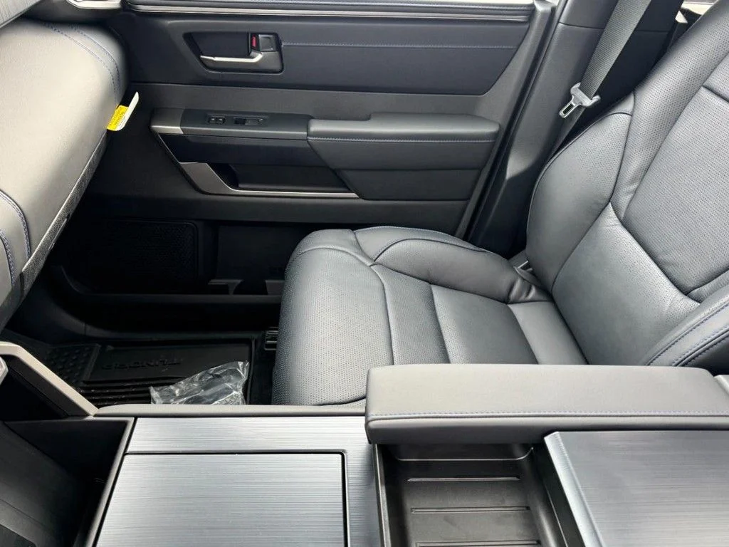 2026 Toyota Tundra Platinum - Photo 12