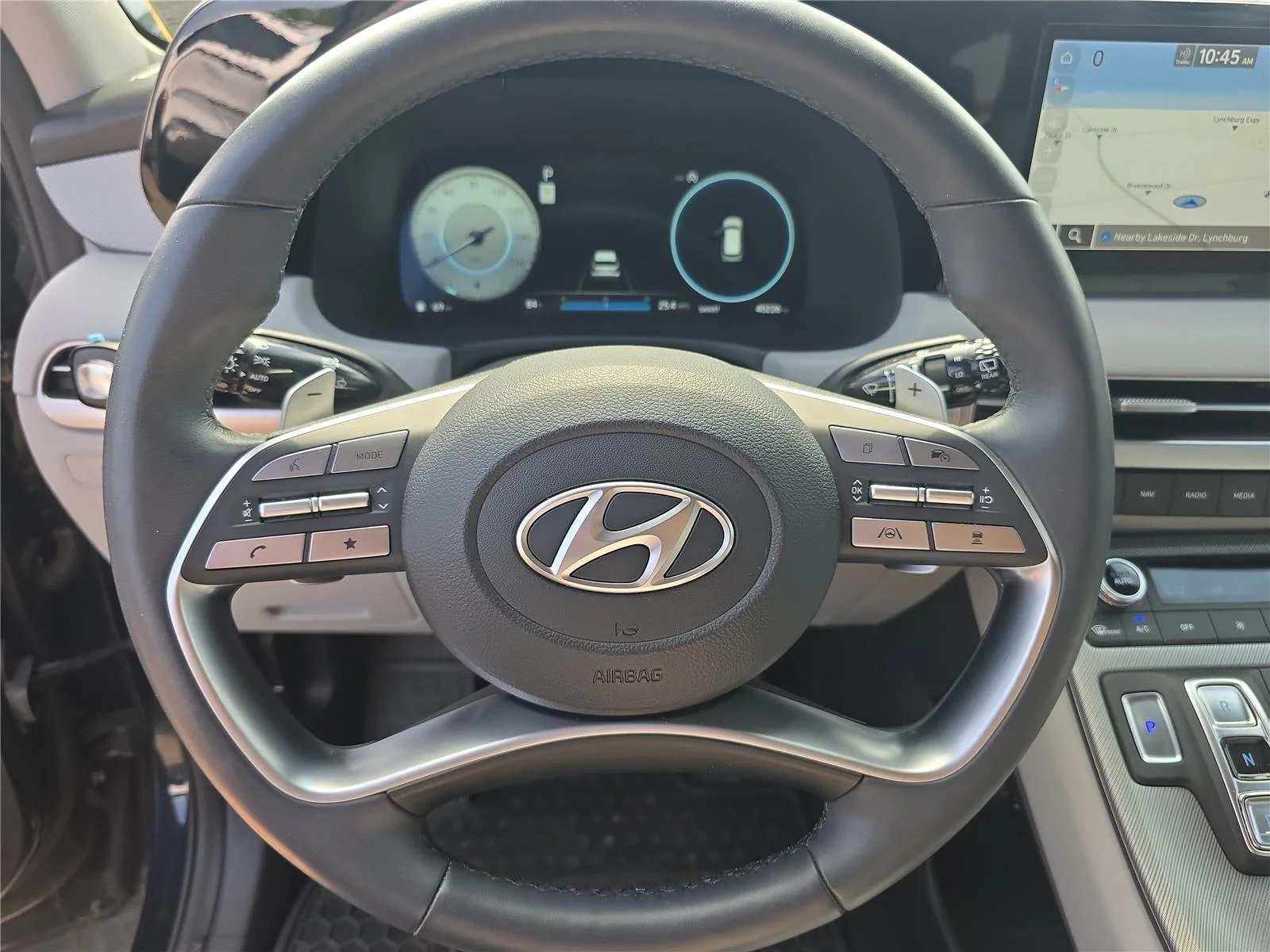 Used 2023 Moonlight Cloud Hyundai SEL image 34