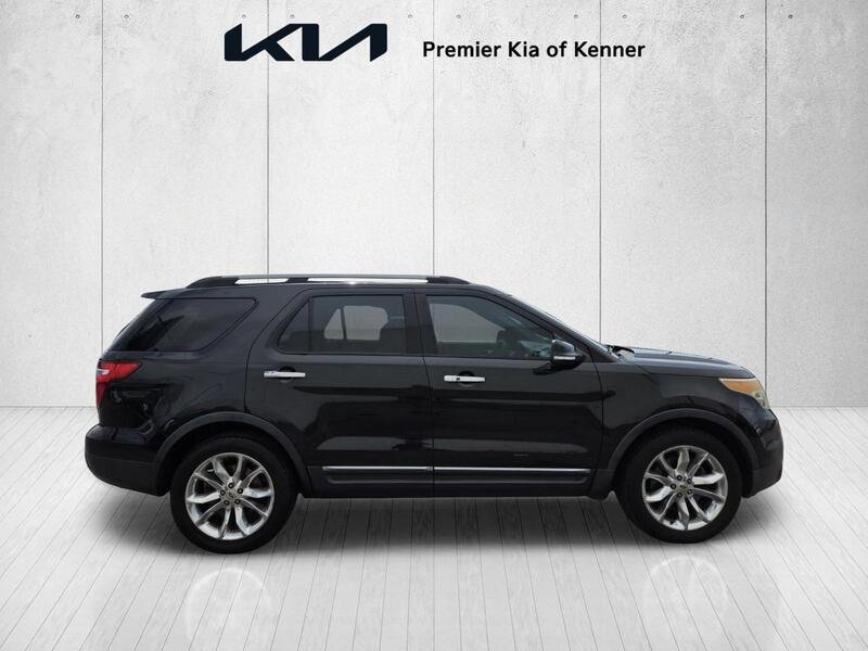 Used 2014 Black Ford Limited image 6