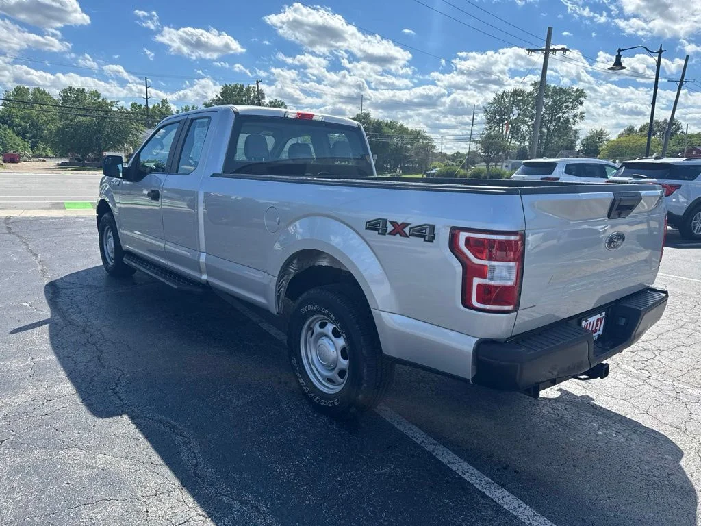 Used 2019 Silver Ford XL image 5