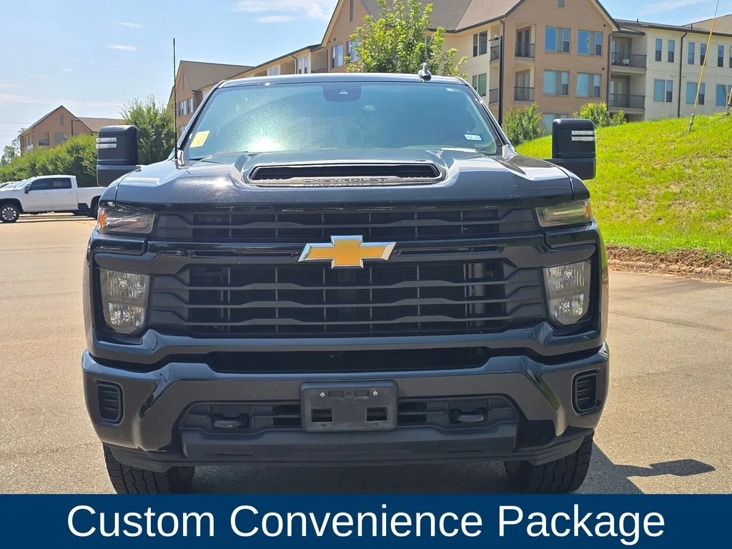 Used 2024 Black Chevrolet Custom image 5