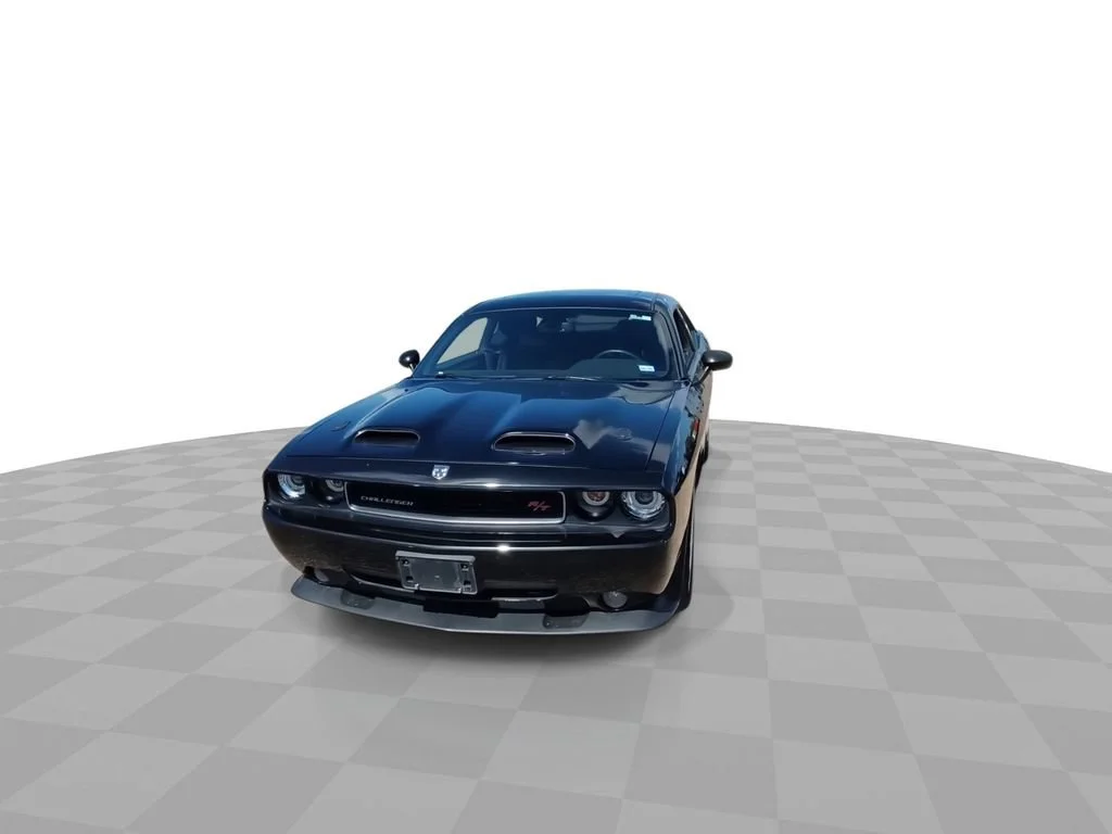 Used 2009 Black Dodge R/T image 3