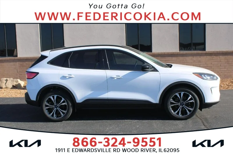 2022 Ford Escape SE