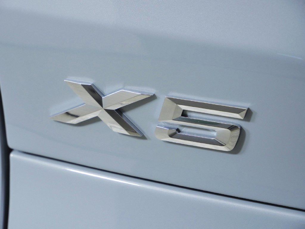 Used 2026 Brooklyn Grey Metallic BMW xDrive40i image 14